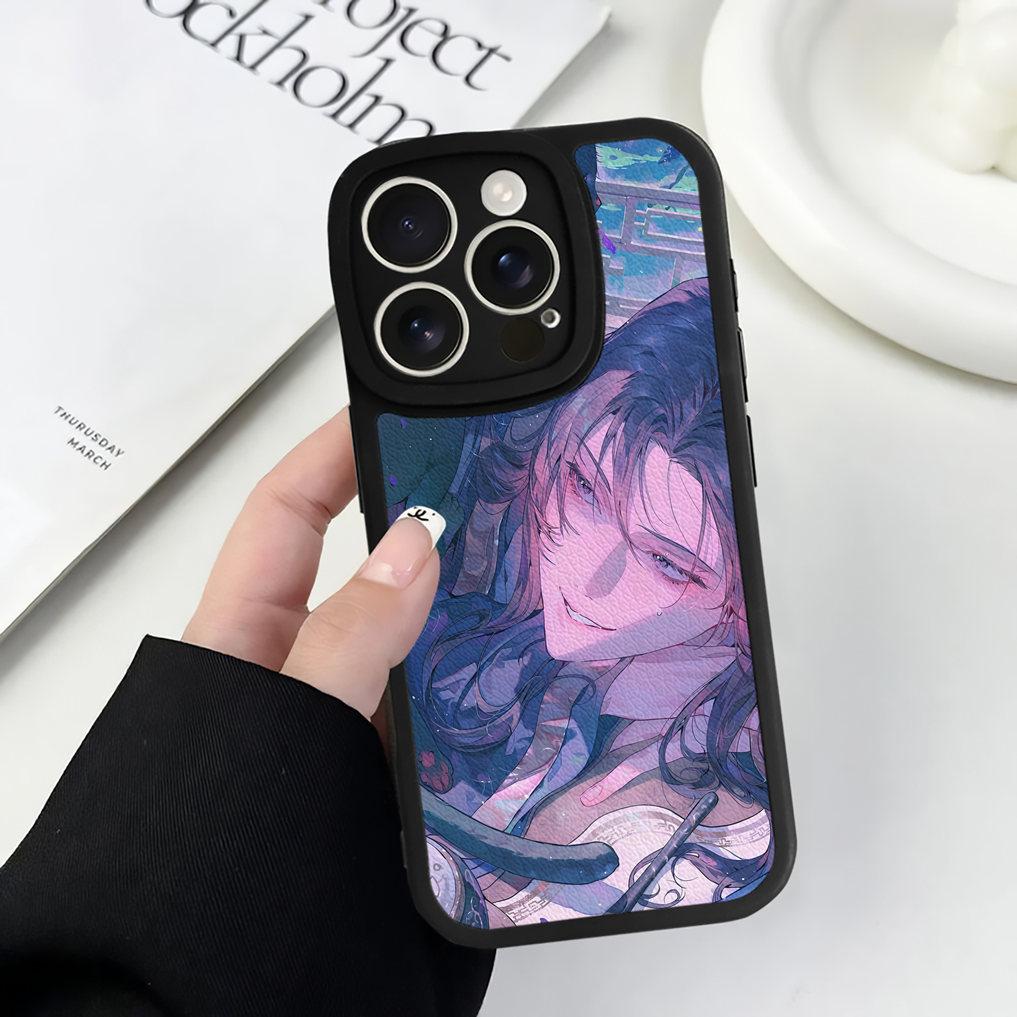薬屋のひとりごと The Apothecary Diaries 【iPhone 16シリーズ対応】シリコンスマホケース（レザー調） 材質：シリコン